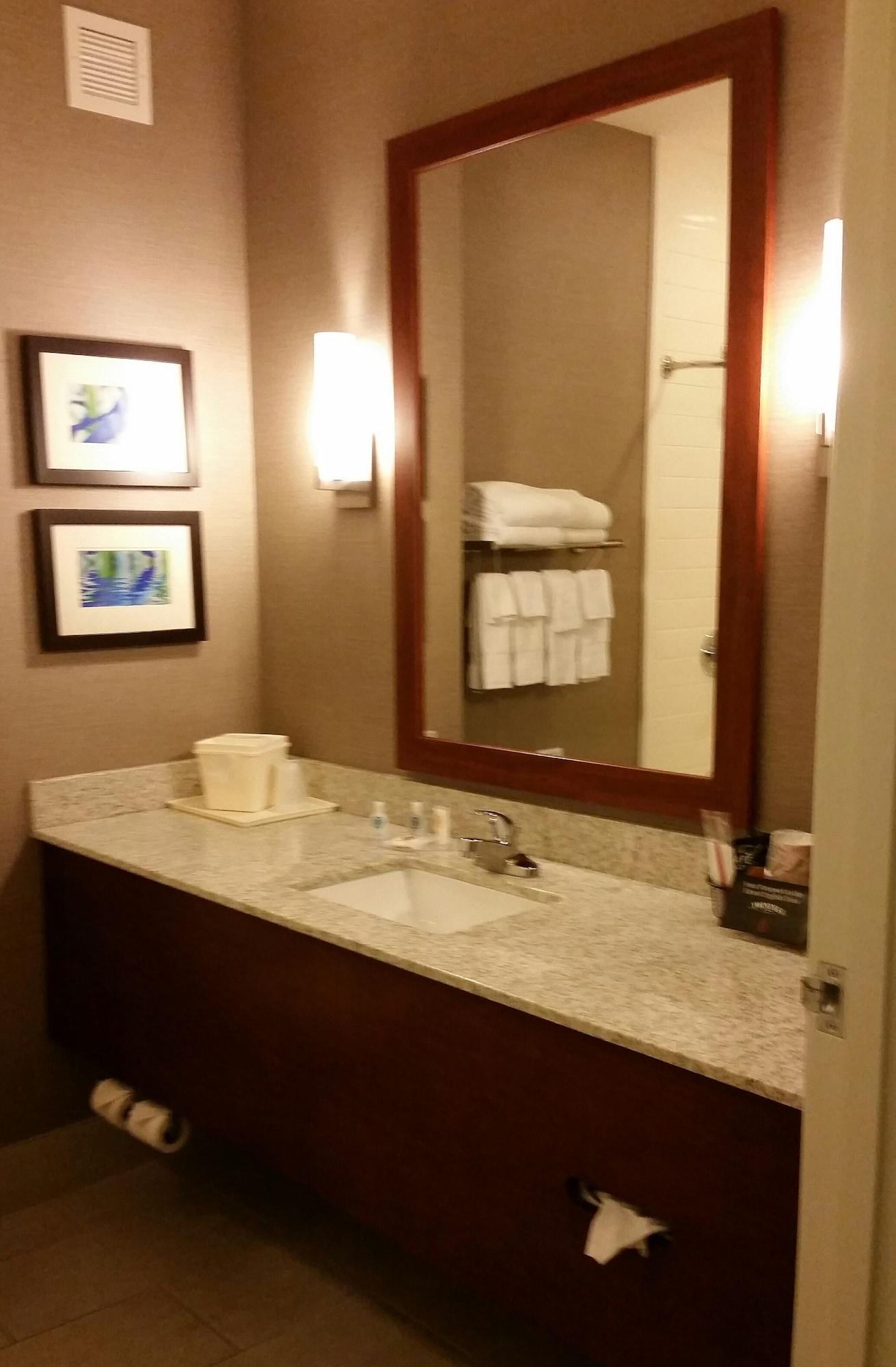 Ferdinand Comfort Inn מראה חיצוני תמונה
