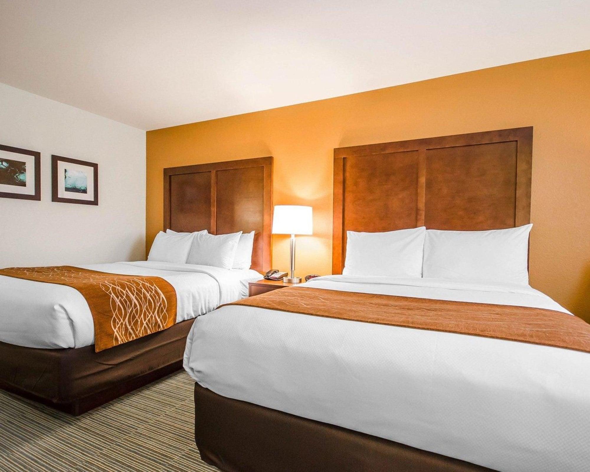 Ferdinand Comfort Inn מראה חיצוני תמונה