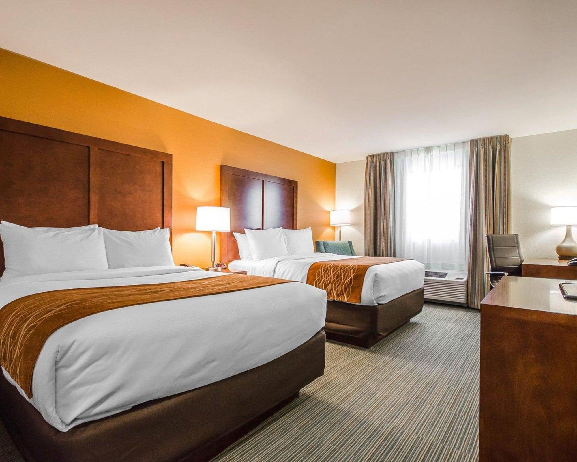 Ferdinand Comfort Inn מראה חיצוני תמונה
