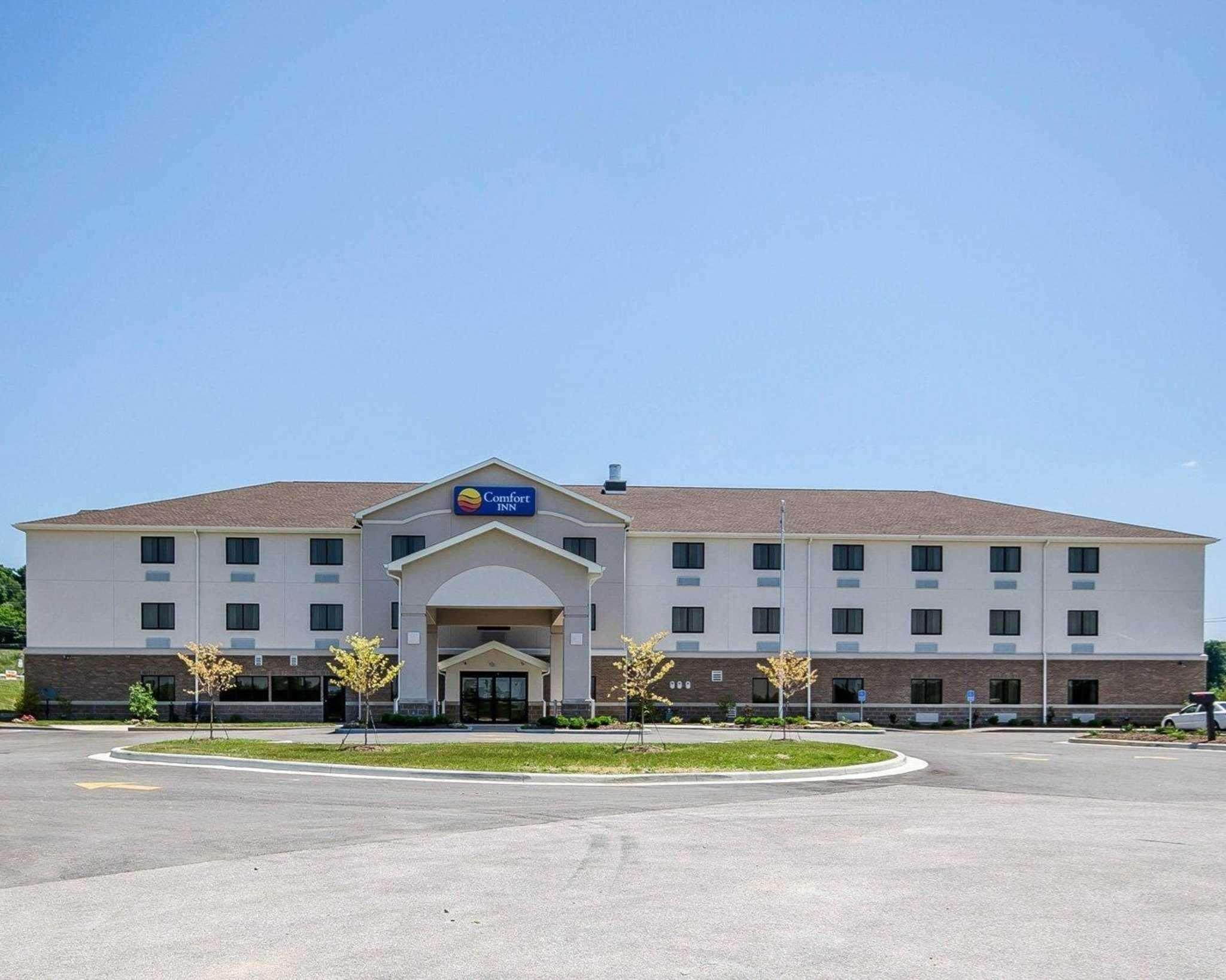 Ferdinand Comfort Inn מראה חיצוני תמונה