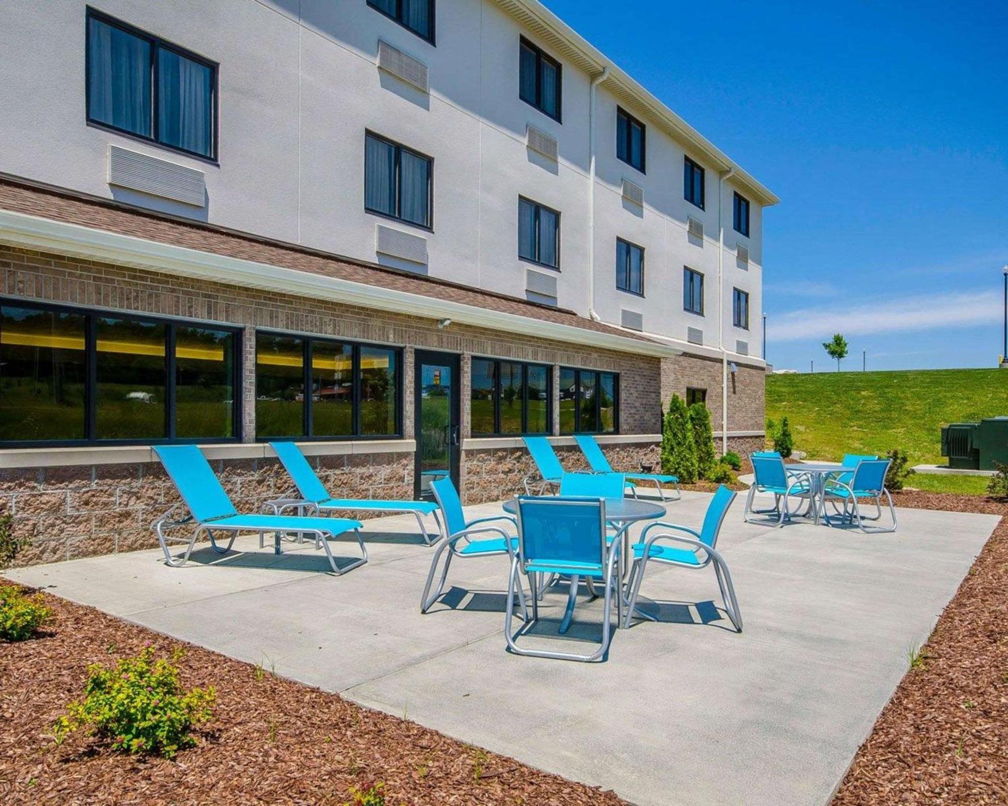Ferdinand Comfort Inn מראה חיצוני תמונה