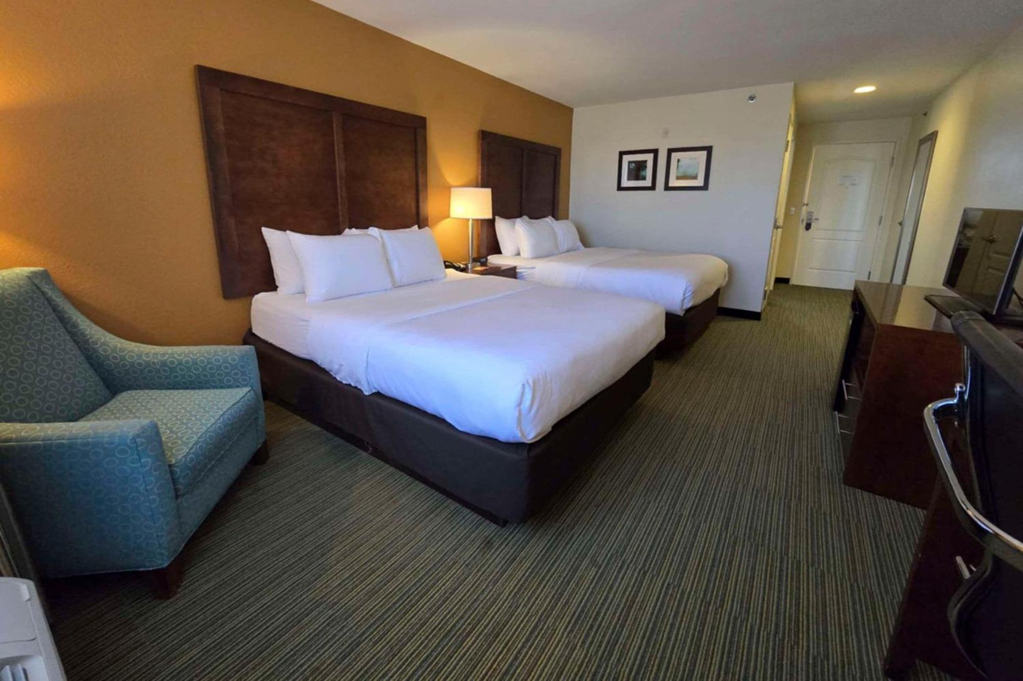 Ferdinand Comfort Inn מראה חיצוני תמונה