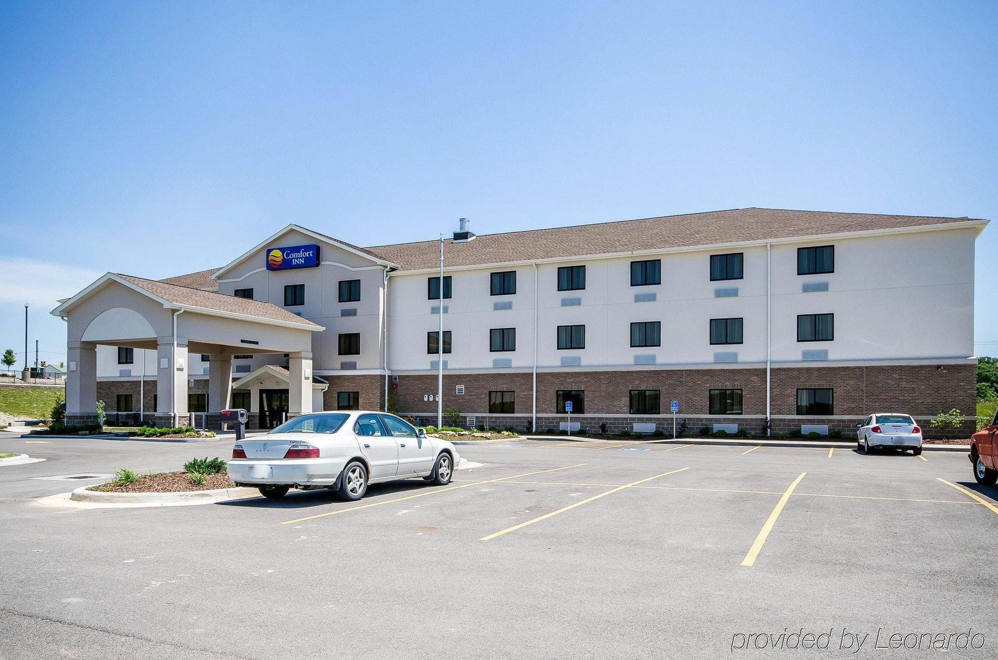 Ferdinand Comfort Inn מראה חיצוני תמונה