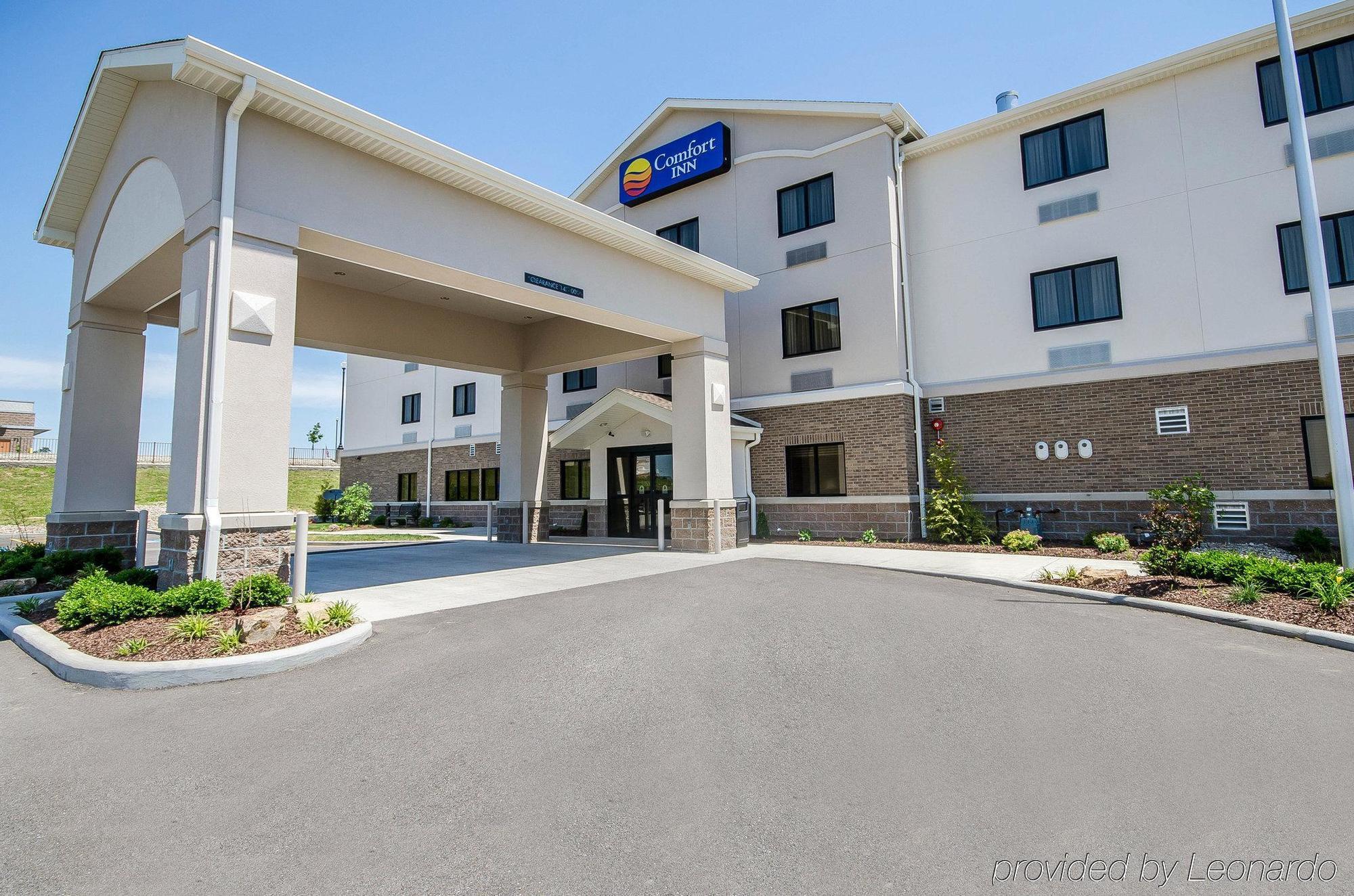 Ferdinand Comfort Inn מראה חיצוני תמונה