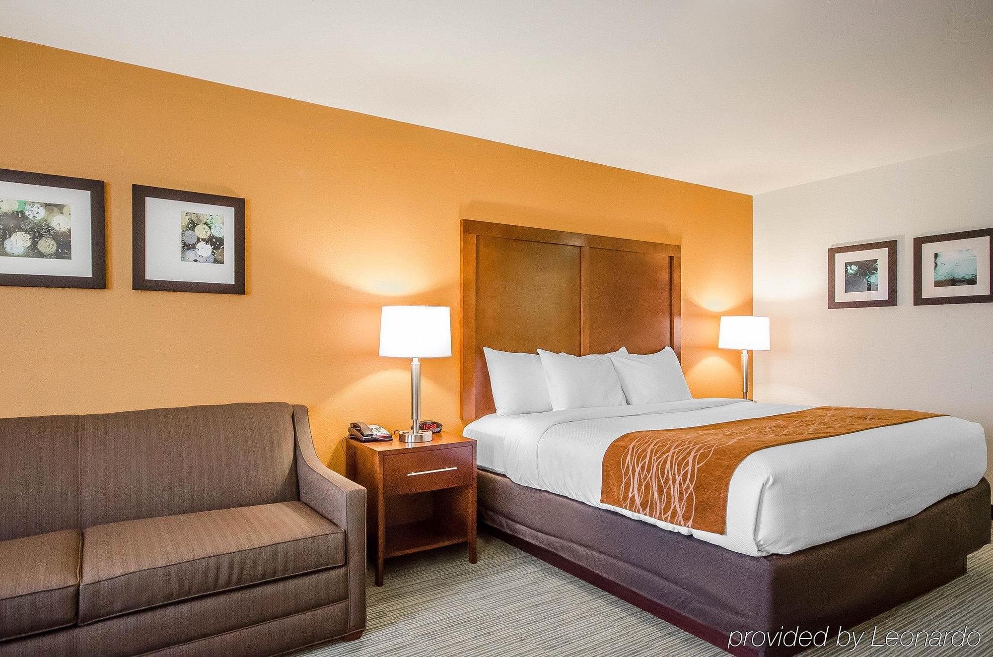 Ferdinand Comfort Inn מראה חיצוני תמונה