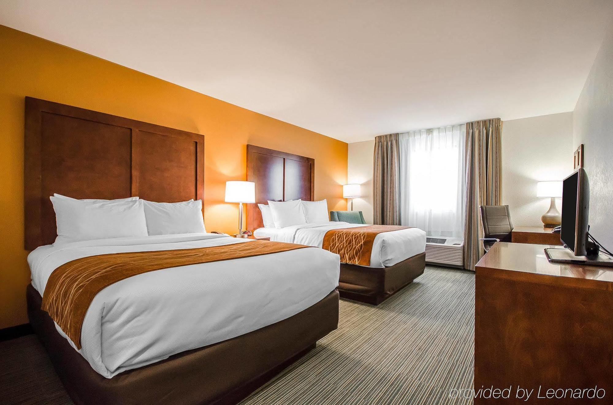 Ferdinand Comfort Inn מראה חיצוני תמונה