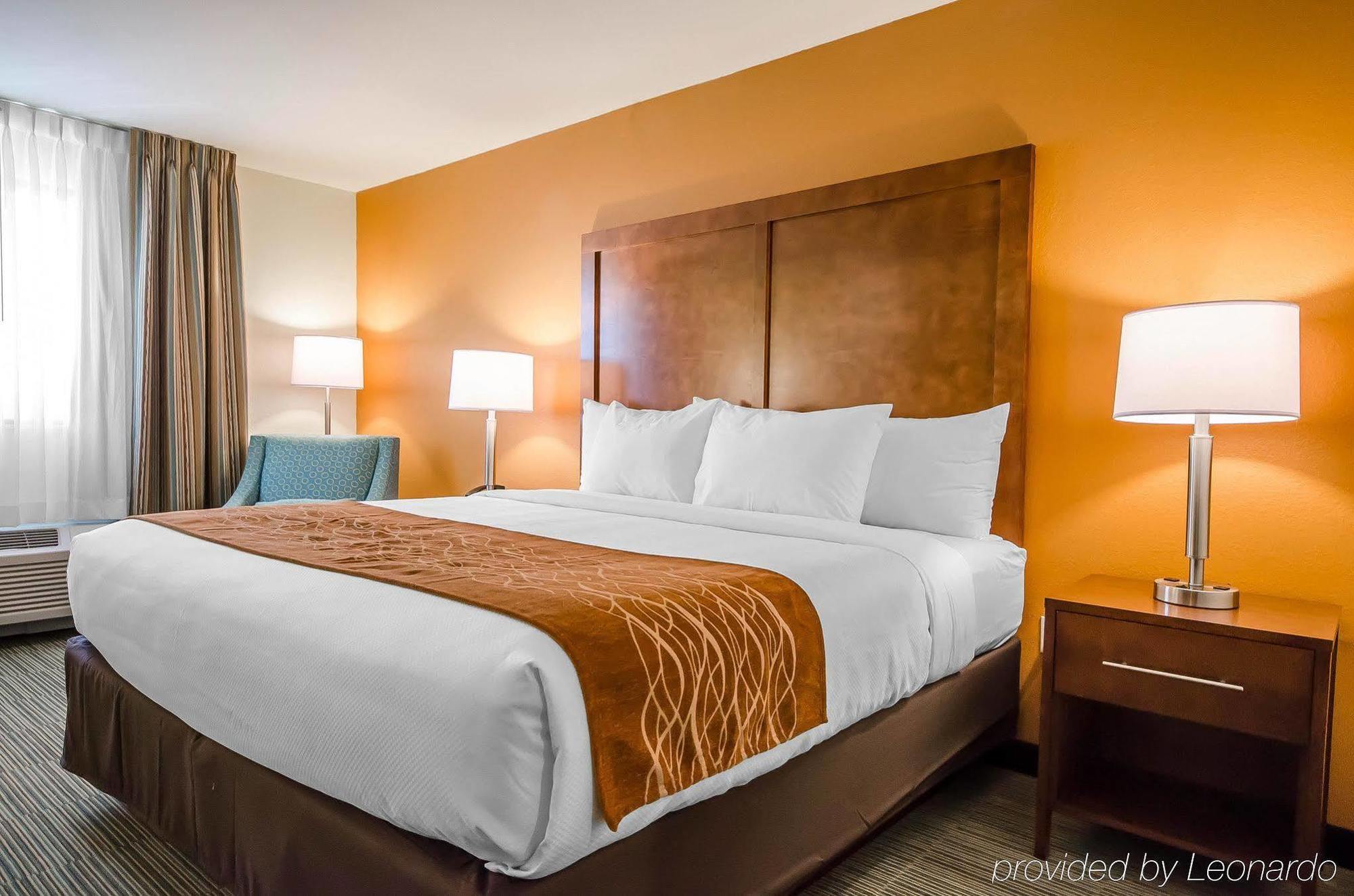 Ferdinand Comfort Inn מראה חיצוני תמונה