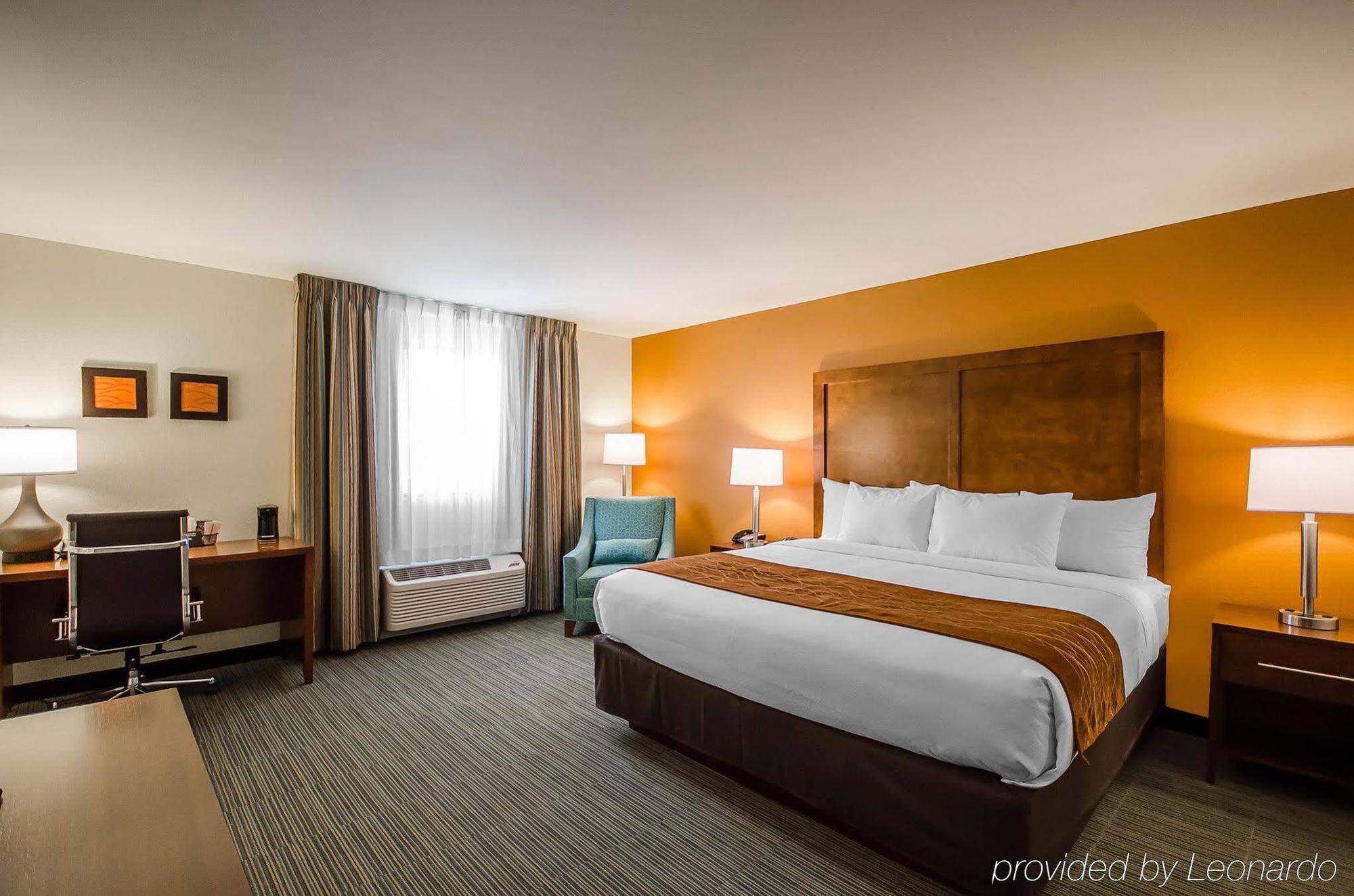 Ferdinand Comfort Inn מראה חיצוני תמונה